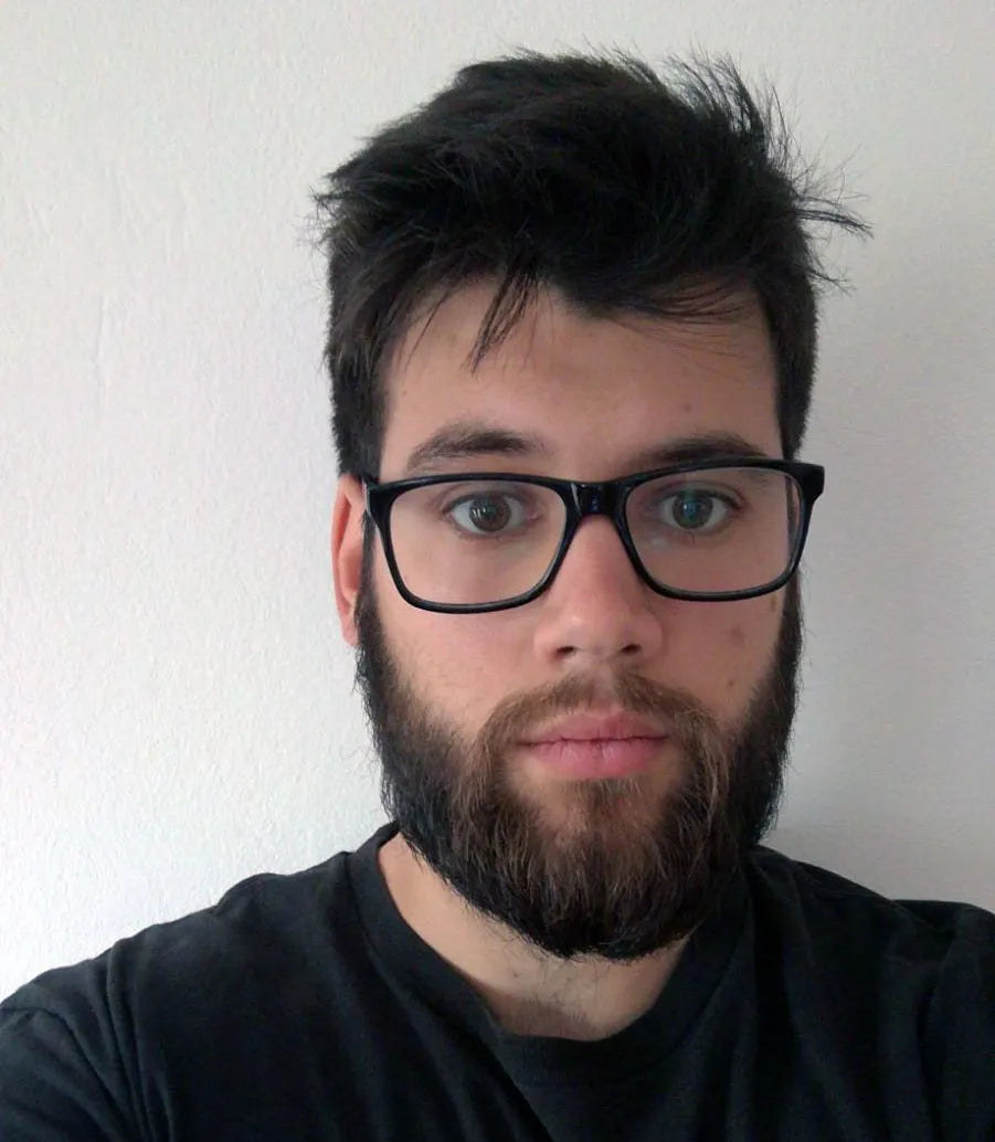 <strong>⭐ Juan P.</strong>